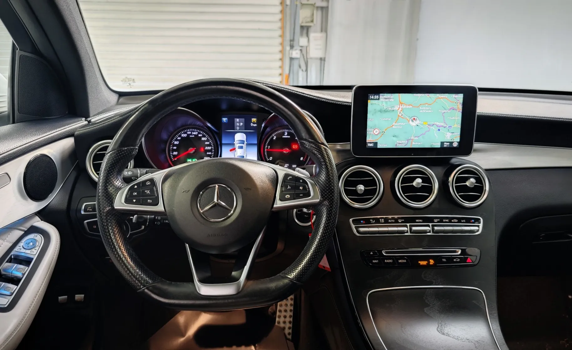 Zunanja slika - Mercedes-Benz GLC Coupe - GLC 250 d 4MATIC AMG NAVI 360KAM PANO LED TEMP - 12