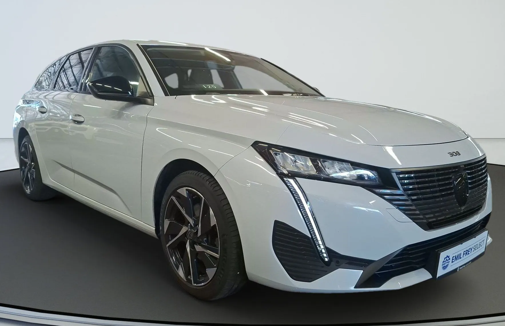 Zunanja slika - Peugeot 308 - SW 1.2 PureTech 130 STT Allure Avt. - 2
