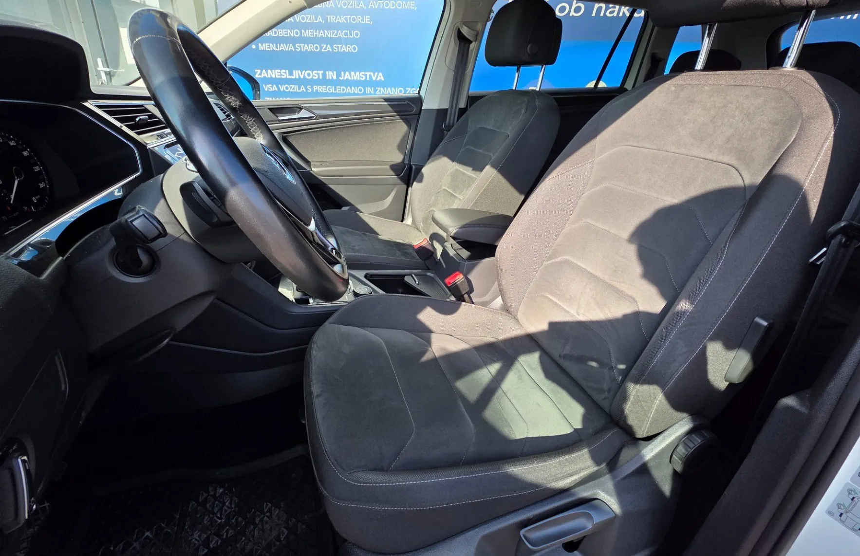 Zunanja slika - Volkswagen Tiguan Allspace - 4motion 2.0 TDI BMT Highline DSG - 8