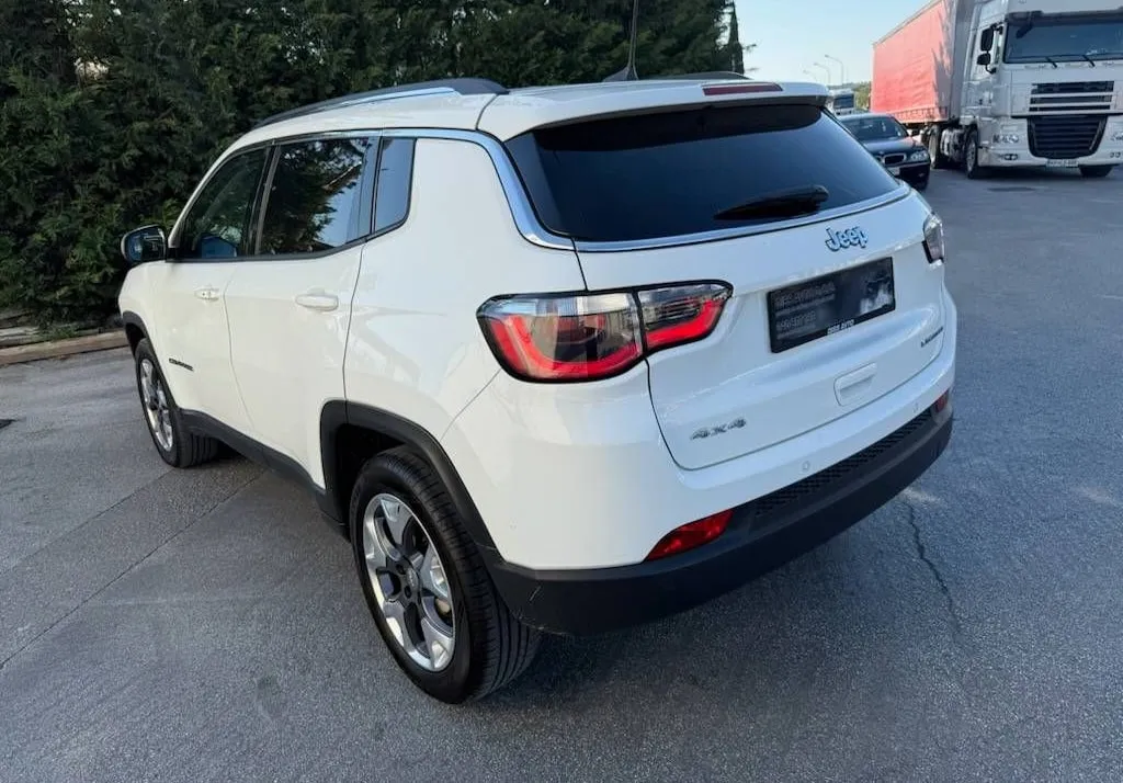 Zunanja slika - Jeep Compass - 2.0 MultiJet 4X4 Limited - 4