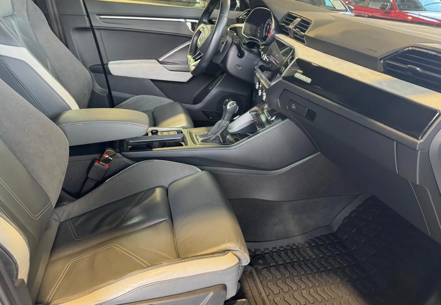 Zunanja slika - Audi Q3 - Sportback 45TFSI-QUATTRO-S LINE-EDITION1-RADAR-LANE-VIRTUAL - 13