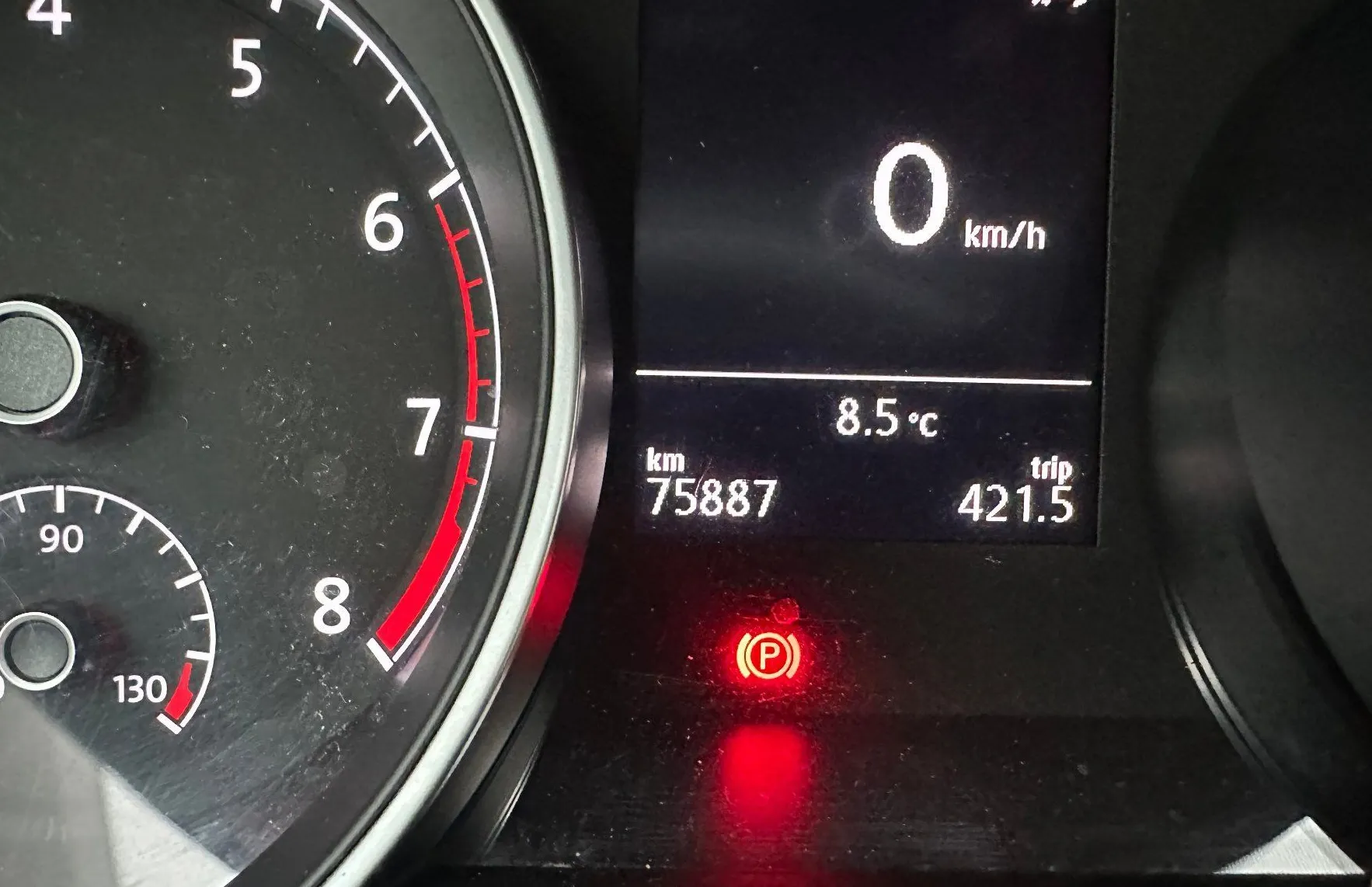Zunanja slika - Volkswagen Golf - 1.2 TSI Comfortline 81 KW.BENCIN.SAMO 75.000 KM - 11