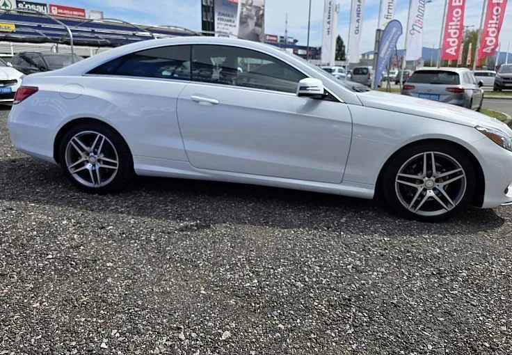 Zunanja slika - Mercedes-Benz E-Razred - E Coupe  400 4MATIC AMG Line Avt. - 3