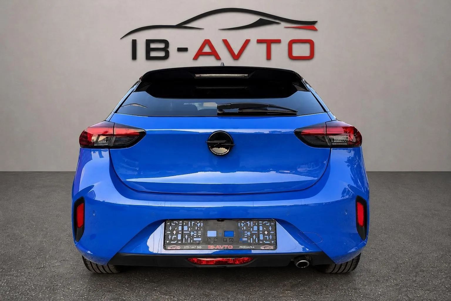 Notranja slika - Opel Corsa - 1.2  Turbo GS - Jamstvo - 11