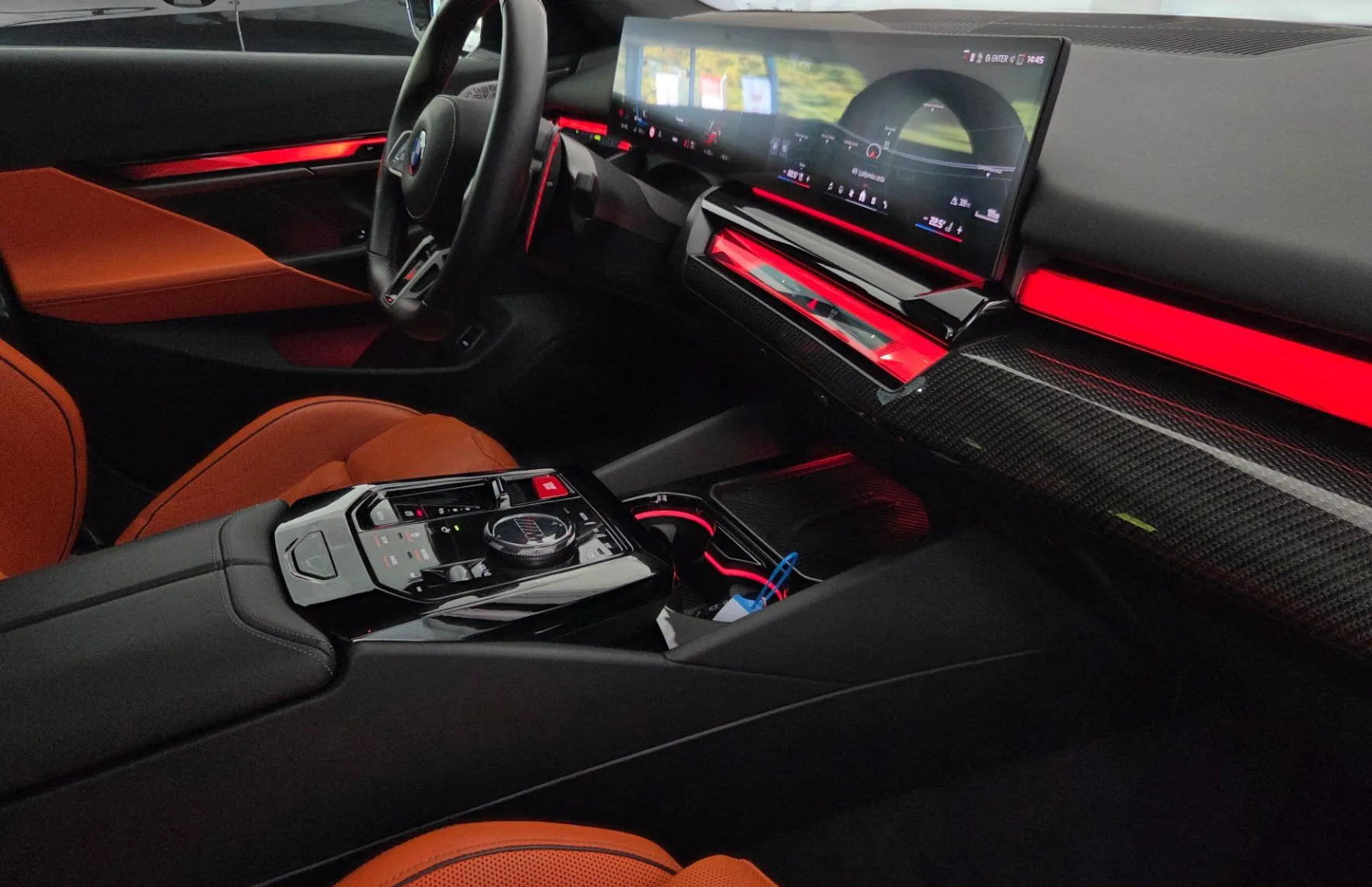 Zunanja slika - BMW M5 - Touring-RADAR-KLJUKA-KAM360-KEYLESS-HUD - 18