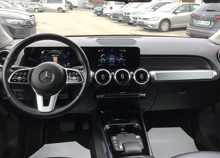 Zunanja slika - Mercedes-Benz GLB-Razred - GLB 180 d URBAN PAKET-NOČNI PAKET-KAMERA-NAVI - 9