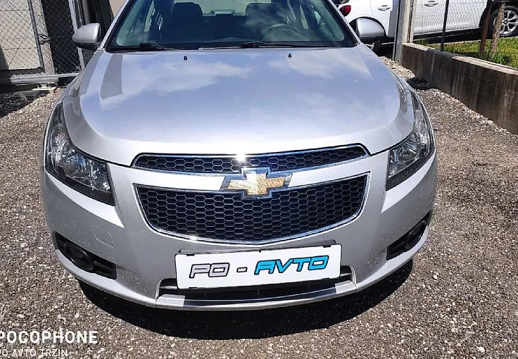 Zunanja slika - Chevrolet Cruze - 1.6 16V-SLO-151.000KM-KLIMA-SERVO-TOP - 2