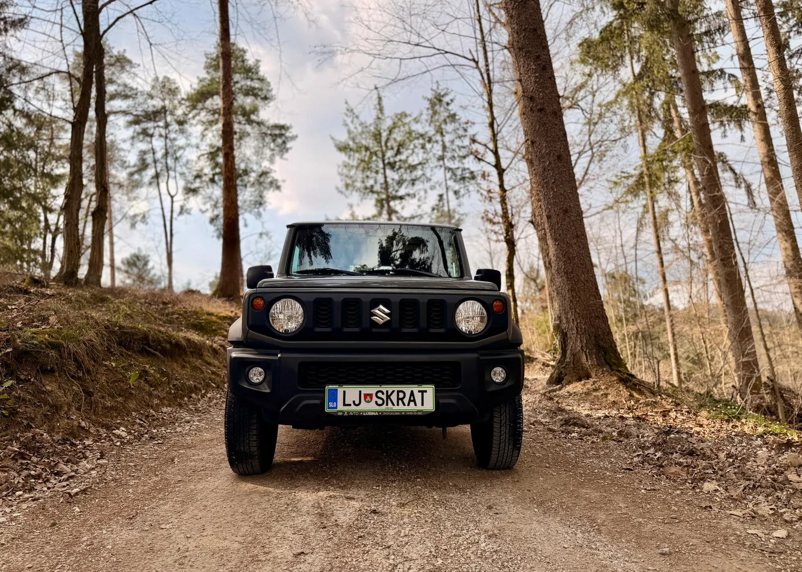 Zunanja slika - Suzuki Jimny - Suzuki  1.5 Comfort AllGrip 4x4 - 3