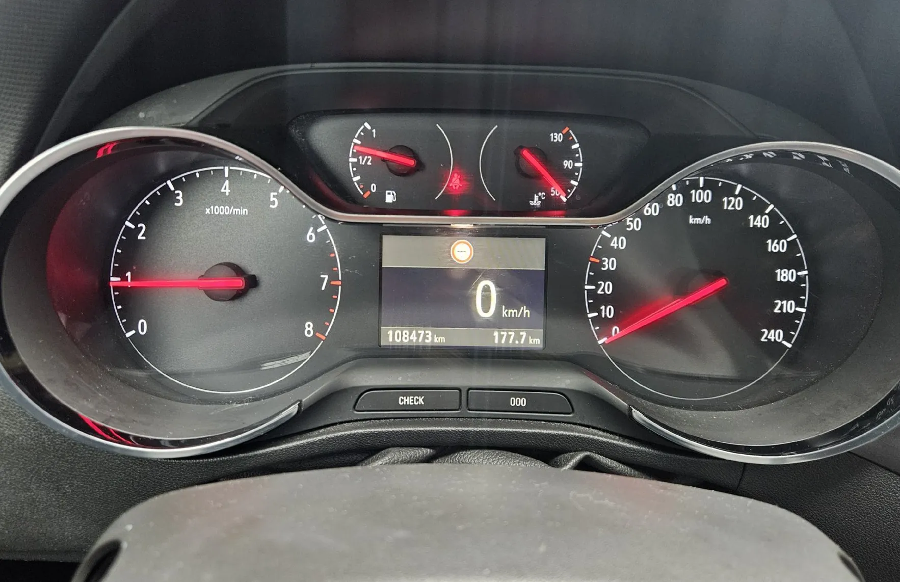 Zunanja slika - Opel Crossland X - 1.2T Innovation - 9