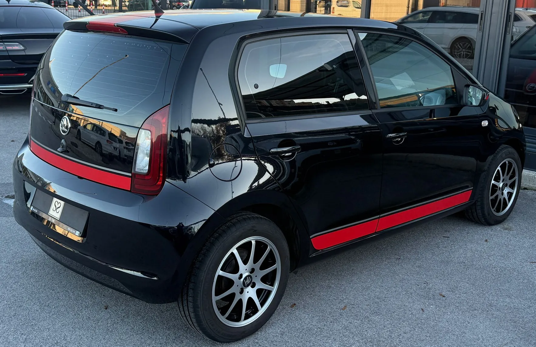Zunanja slika - Škoda Citigo - 1.0i 5V Klima Alu platišča LED Sport BREZ POLOGA - 5