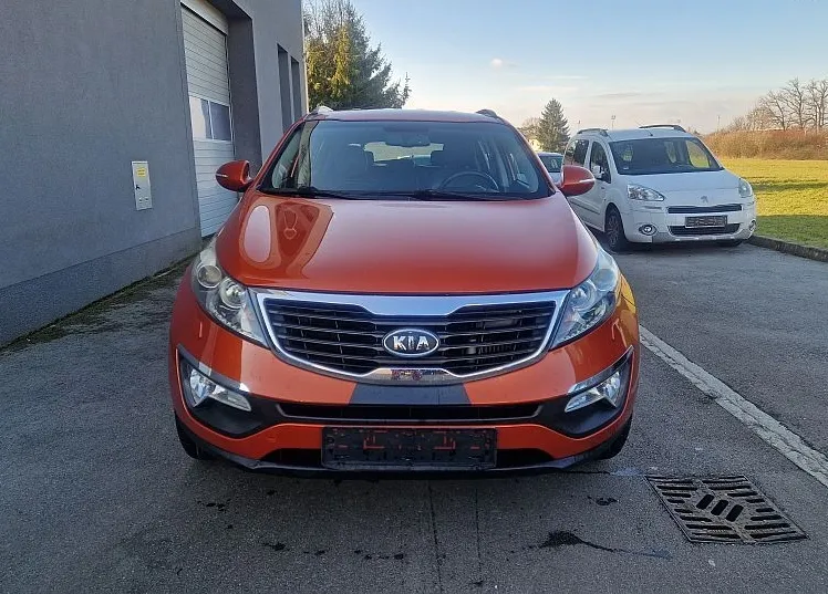 Zunanja slika - KIA Sportage - 2.0 CRDi 100kW Limited AWD - 2