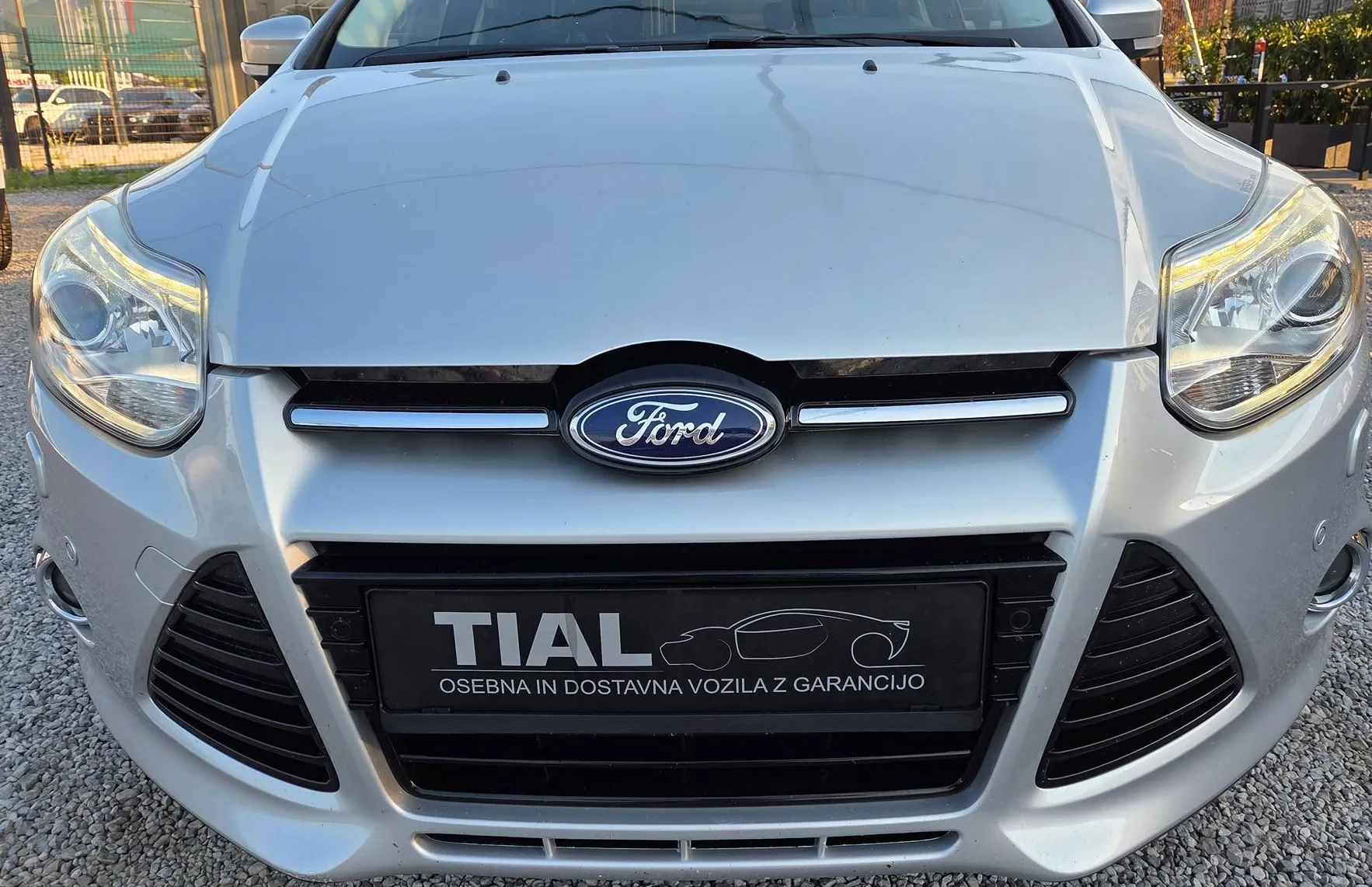 Zunanja slika - Ford Focus - Karavan 2.0TDCi Titanium NAVI-LED 2XPDC-KAMERA-ALU - 2