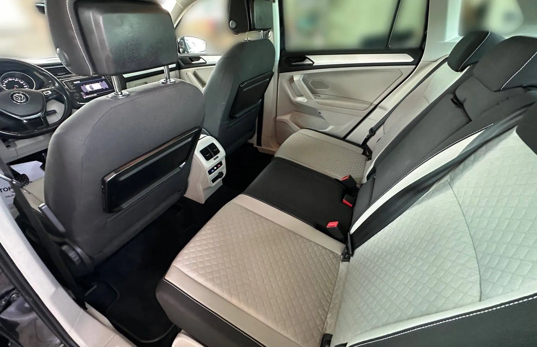 Zunanja slika - VW Tiguan - 2.0 TDI 20COL R-LINE LED NAVI PDC RADARSKI TEM T - 20