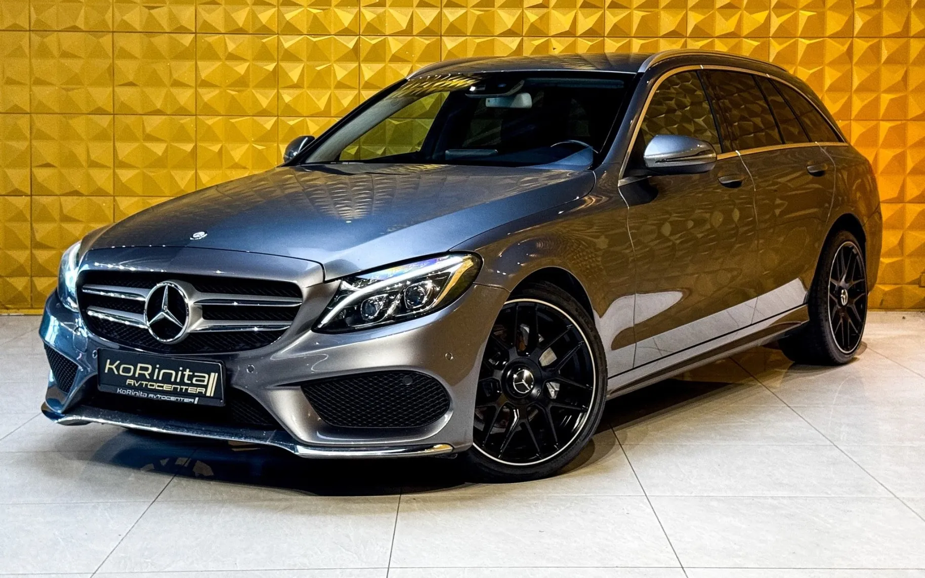 Zunanja slika - Mercedes-Benz C-Razred - C220d AUT. AMG Line-NAVI-TEMP-F1 - 5