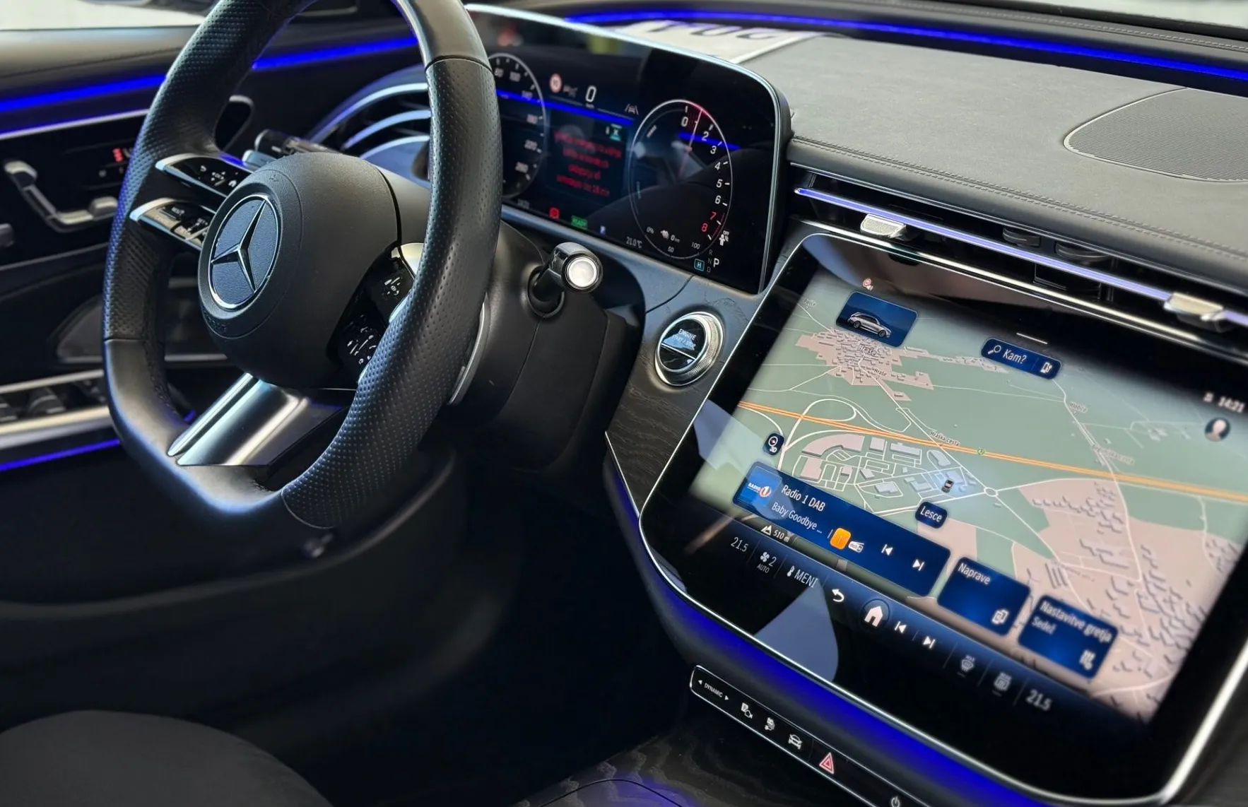 Zunanja slika - Mercedes-Benz E-Razred - 300e T AMG LINE - 14