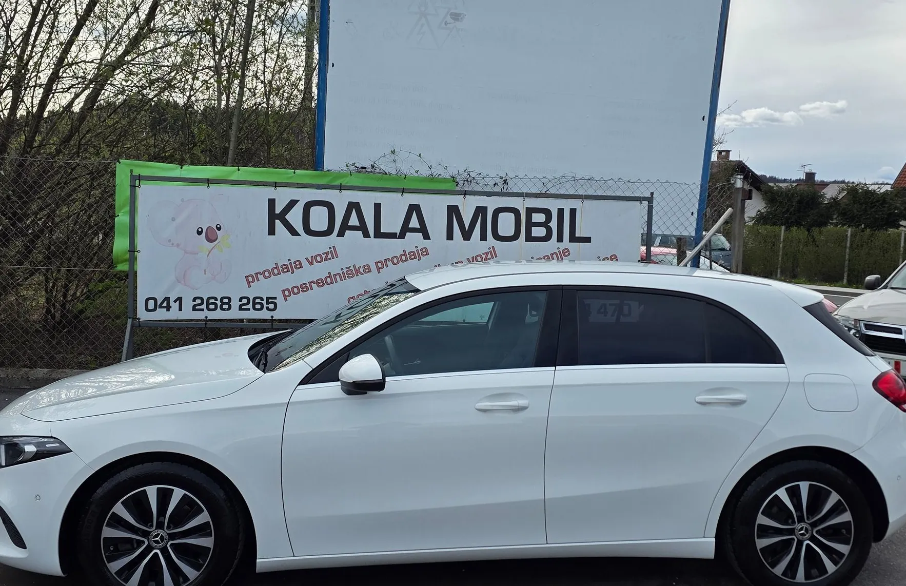 Zunanja slika - Mercedes-Benz A-Razred - A 180D LED-VIRTUAL-NAVI-ALU PLATIŠČA-1.LASTNIK - 7