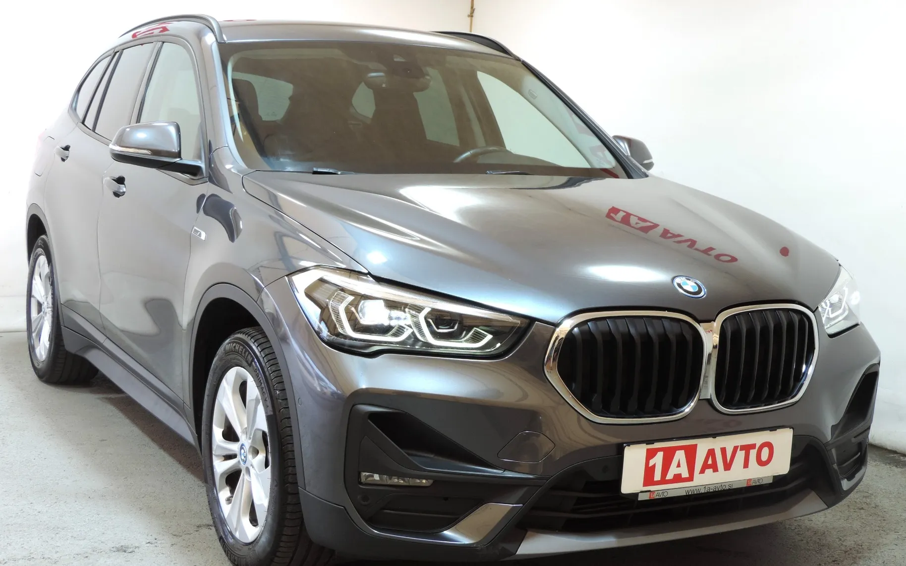 Zunanja slika - BMW X1 - xDrive25e Avt. KAMERA-LED-NAVI PRIKLJUČNI HYBRID - 4