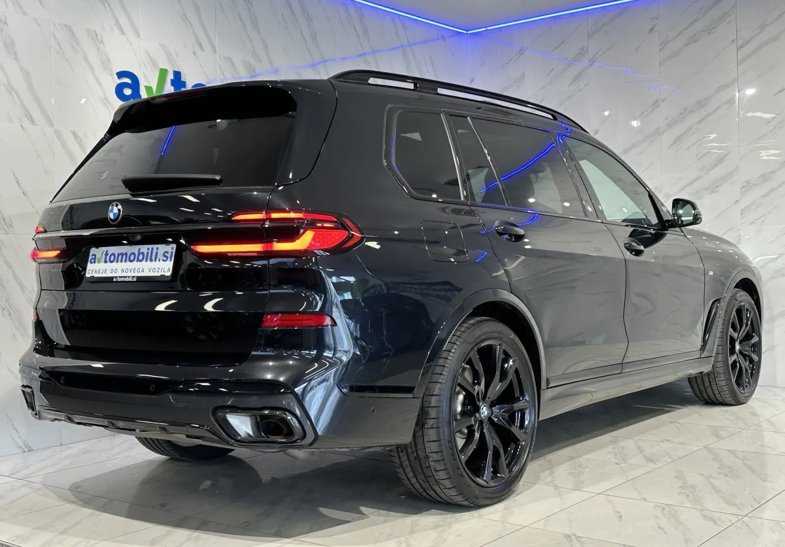 Zunanja slika - BMW serija X7: - xD40d|M-Pro|SoftC|Pano|Zračno|HUD|ACC|Kljuka|360.. - 4