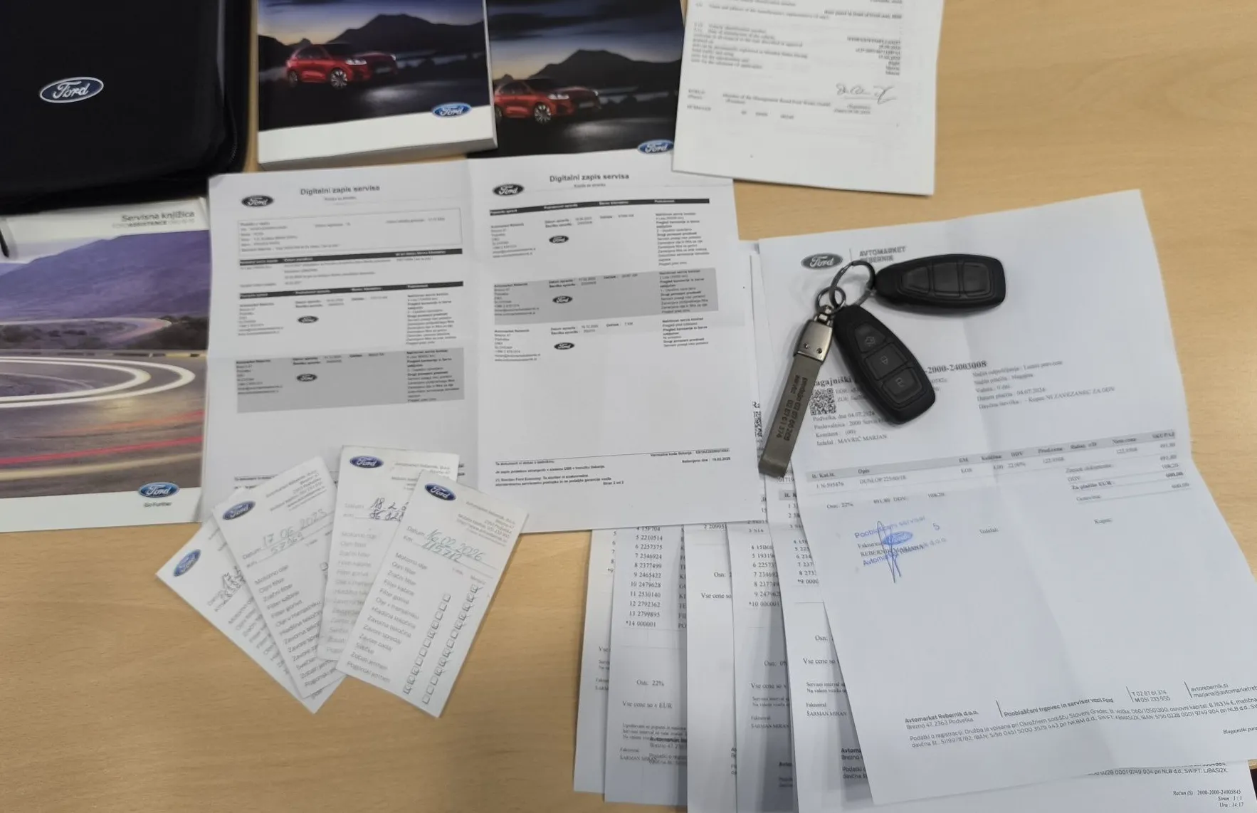 Zunanja slika - Ford Kuga - ST-LINE 1.5 EcoBlue 120PS-SLO-2.LAST-VELIK SERVIS - 19