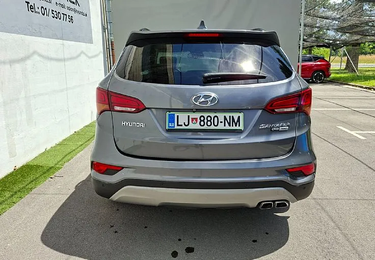 Zunanja slika - Hyundai Santa Fe - 4WD 2.2 CRDi Limited Avt. - 4