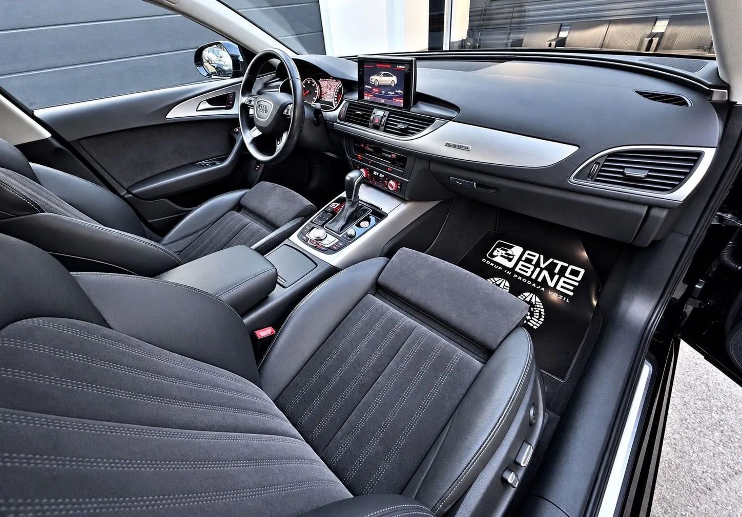 Notranja slika - Audi A6 - 3.0 TDI QUATTRO•LIMO•S TRONIC•NAVI•ACC•BI-XENON... - 10