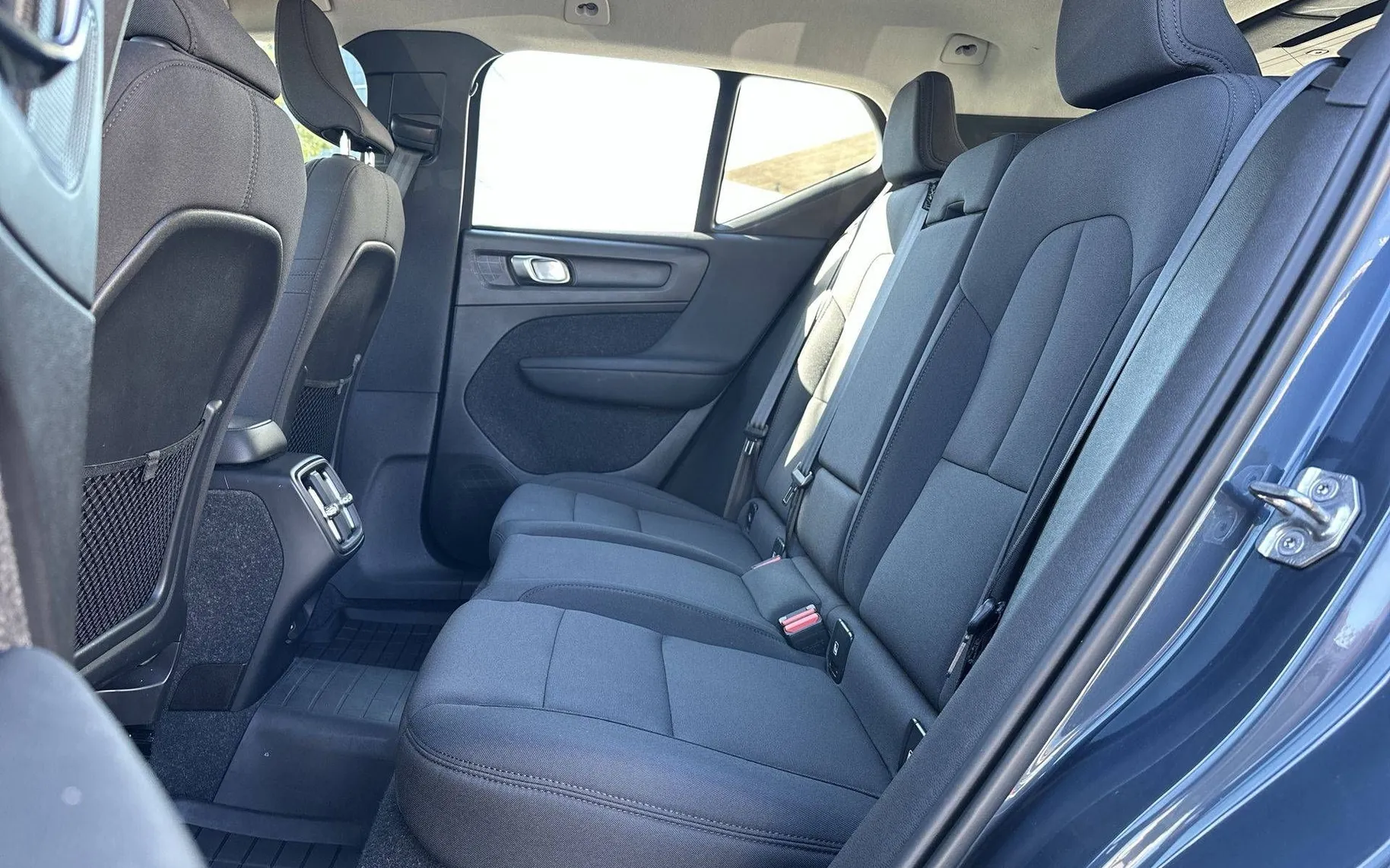 Notranja slika - Volvo XC40 - T3 Momentum Pro Avt. - 11