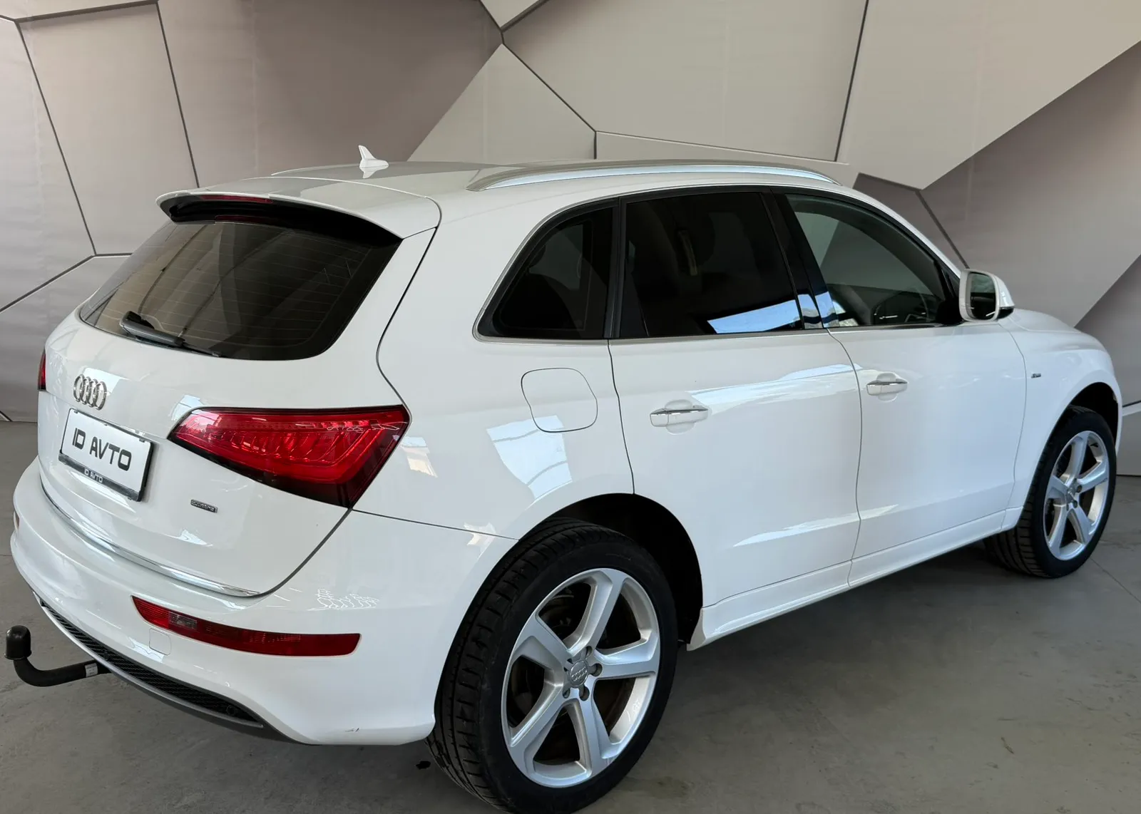 Zunanja slika - Audi Q5 - quattro 2,0 TDI clean diesel S-tronic - 5
