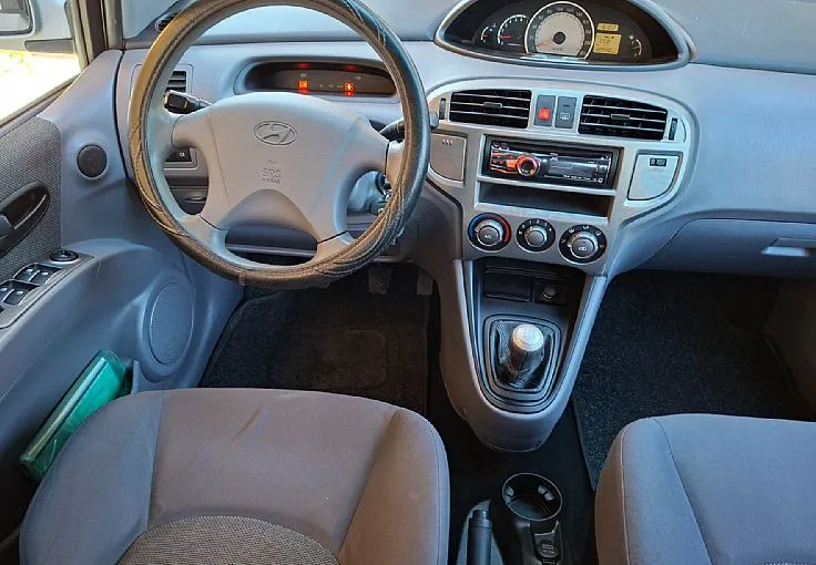 Zunanja slika - Hyundai Matrix - 1.6 GLS TOP-K-KLIMA-VLEČNA KLJUKA-ODLIČEN- - 5