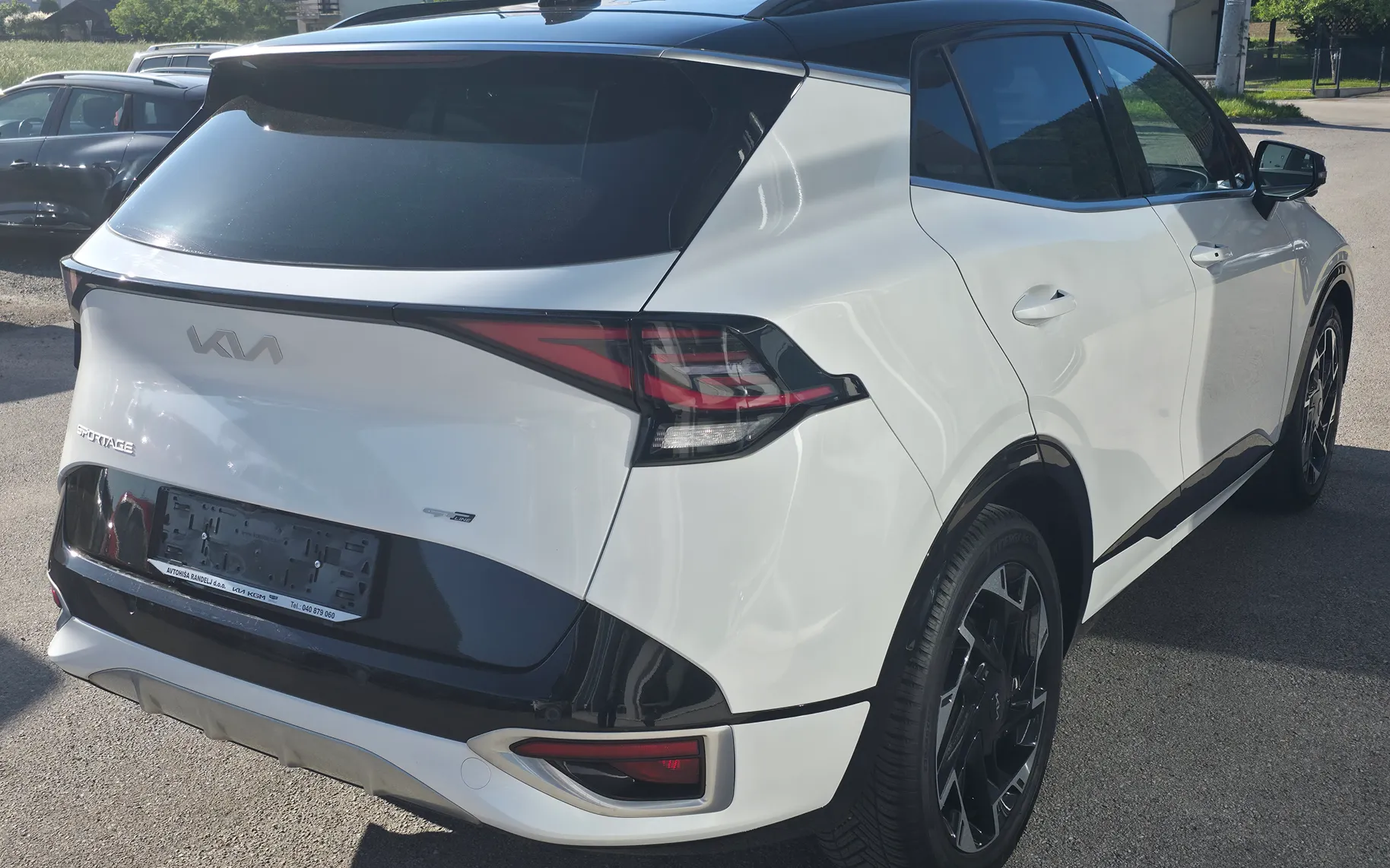 Zunanja slika - KIA Sportage - 2WD 1.6 T-GDI MHEV GT-Line ISG DCT - 4