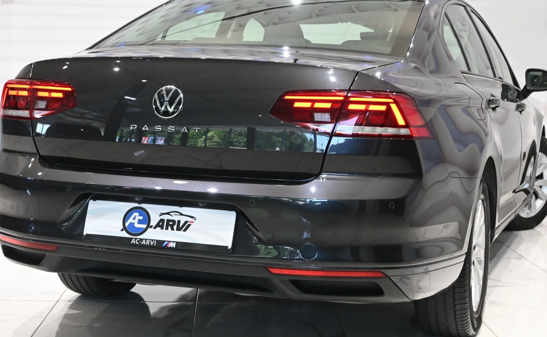 Zunanja slika - Volkswagen Passat - 1.5 TSI BMT Business DSG - 4