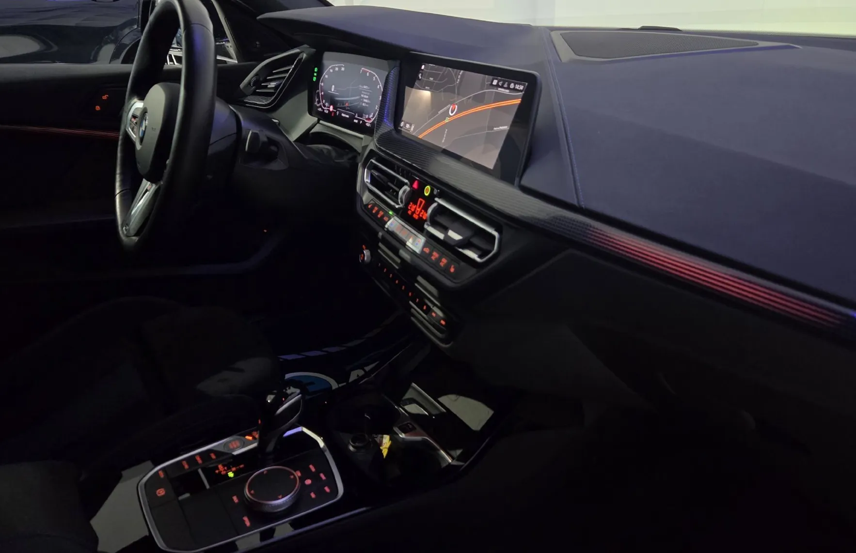 Zunanja slika - BMW Serija 1 - : 118i-M.SPORT-LANE-HARMAN-LED-AMBIENT. - 14