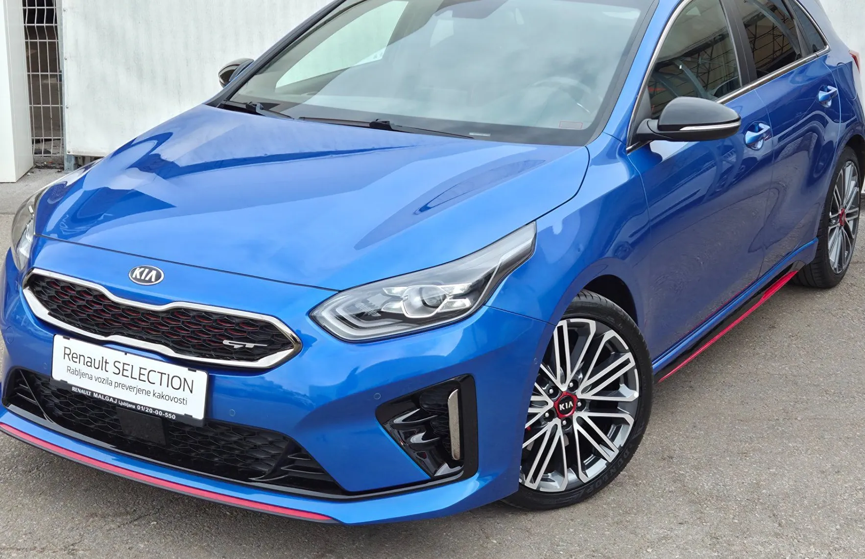 Zunanja slika - KIA Ceed - 1.6 T-GDI LX GT LED DCT GR.SED 1.LASTNIK - 1