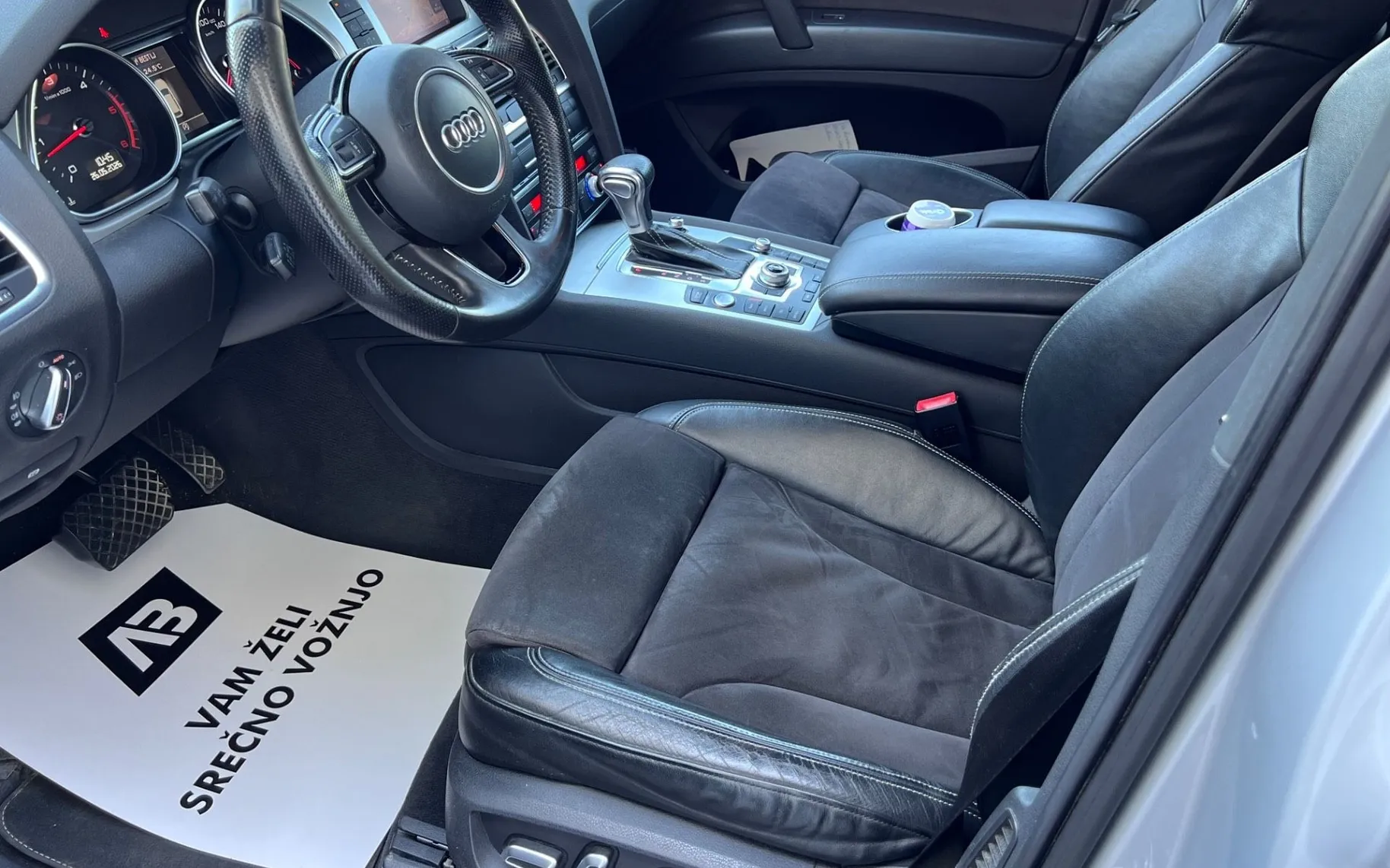 Notranja slika - Audi Q7 - 3.0 TDIS+S-LINE+SLO+Q+LED+7SED+NAVI+21COL - 8