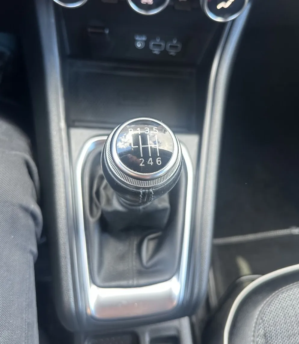 Zunanja slika - Renault Captur - TCe 130 Intens.TCe 130.USNJE.NAVI.96 KW.BENZIN - 12