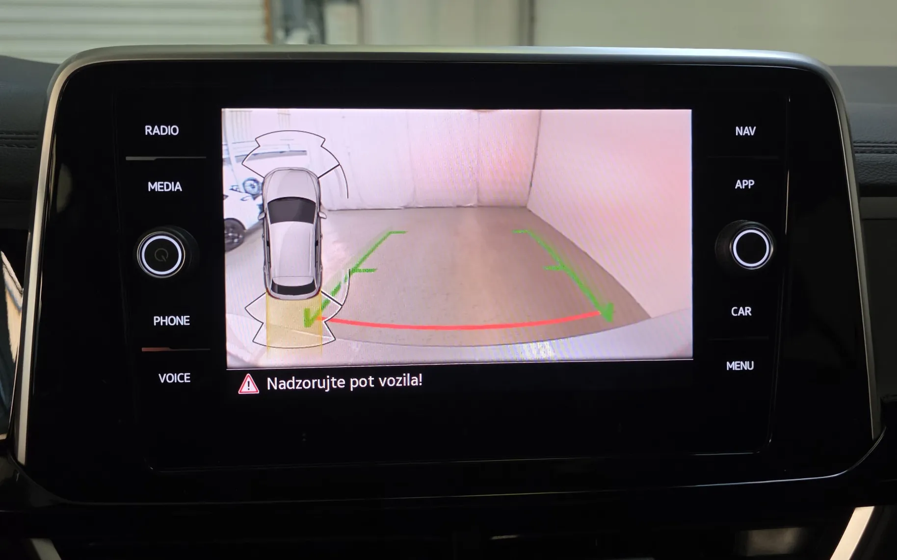 Zunanja slika - VW T-Roc - 1,5 TSI BMT R-Line DSG 1.LAST SLO VIRTUAL KAM iQLED - 14
