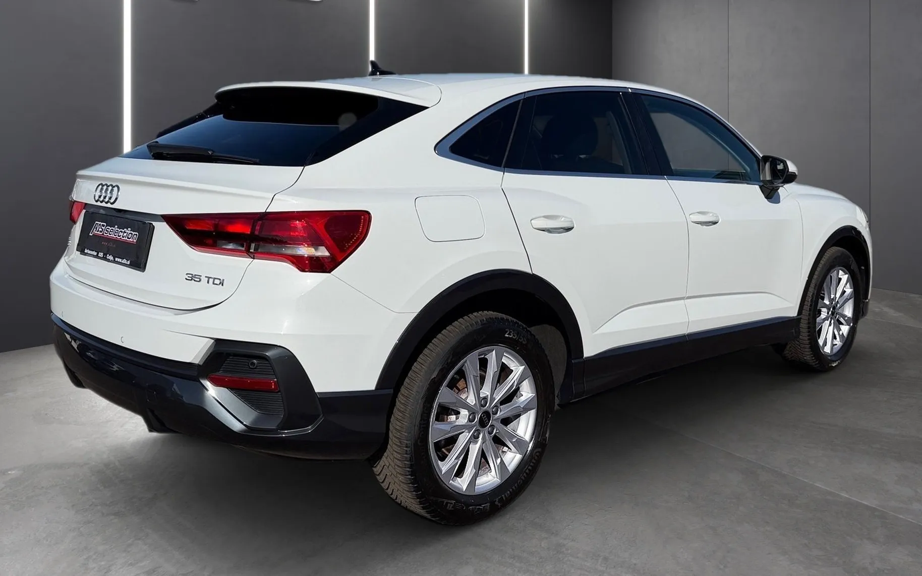 Zunanja slika - Audi Q3 Sportback - 35 TDI S tronic Advanced-Mrtvi kot-ACC-Kamera..... - 3