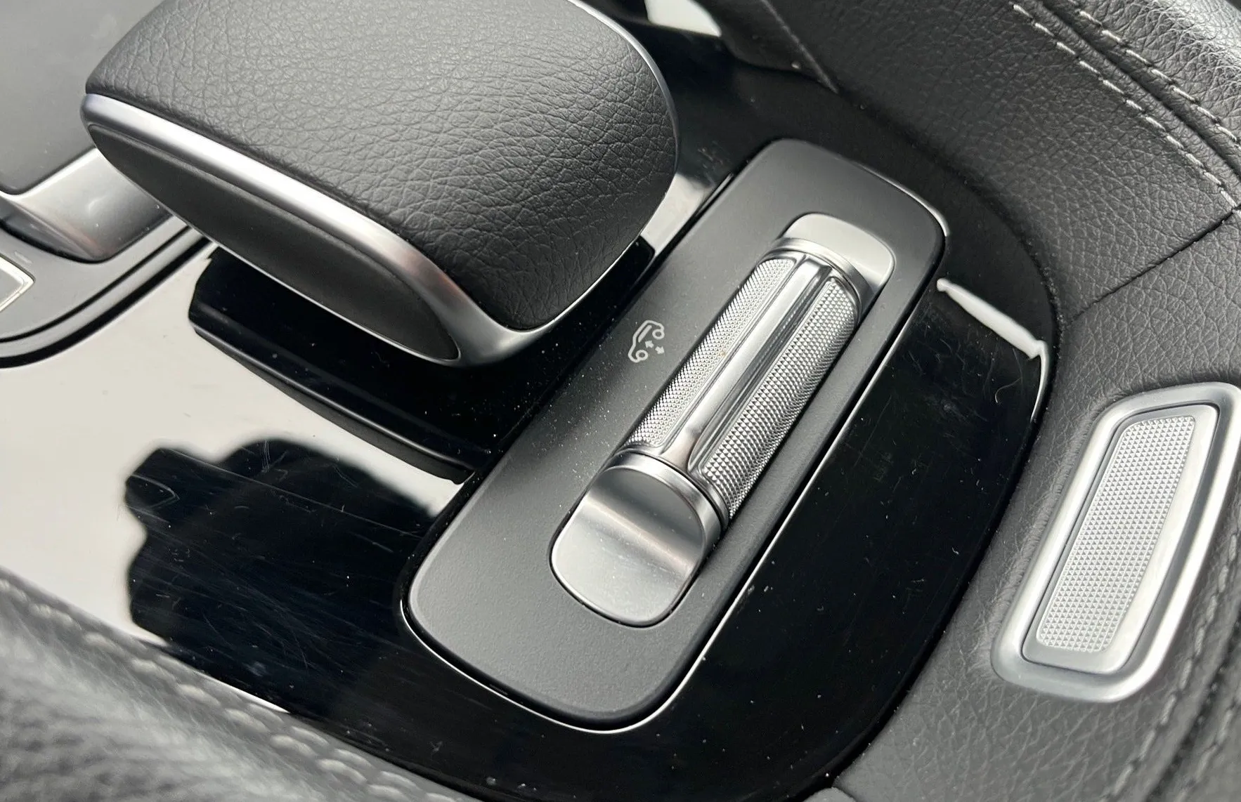 Zunanja slika - Mercedes-Benz GLE-Razred - GLE 300 d 4MATIC AMG Line Avt. - 19