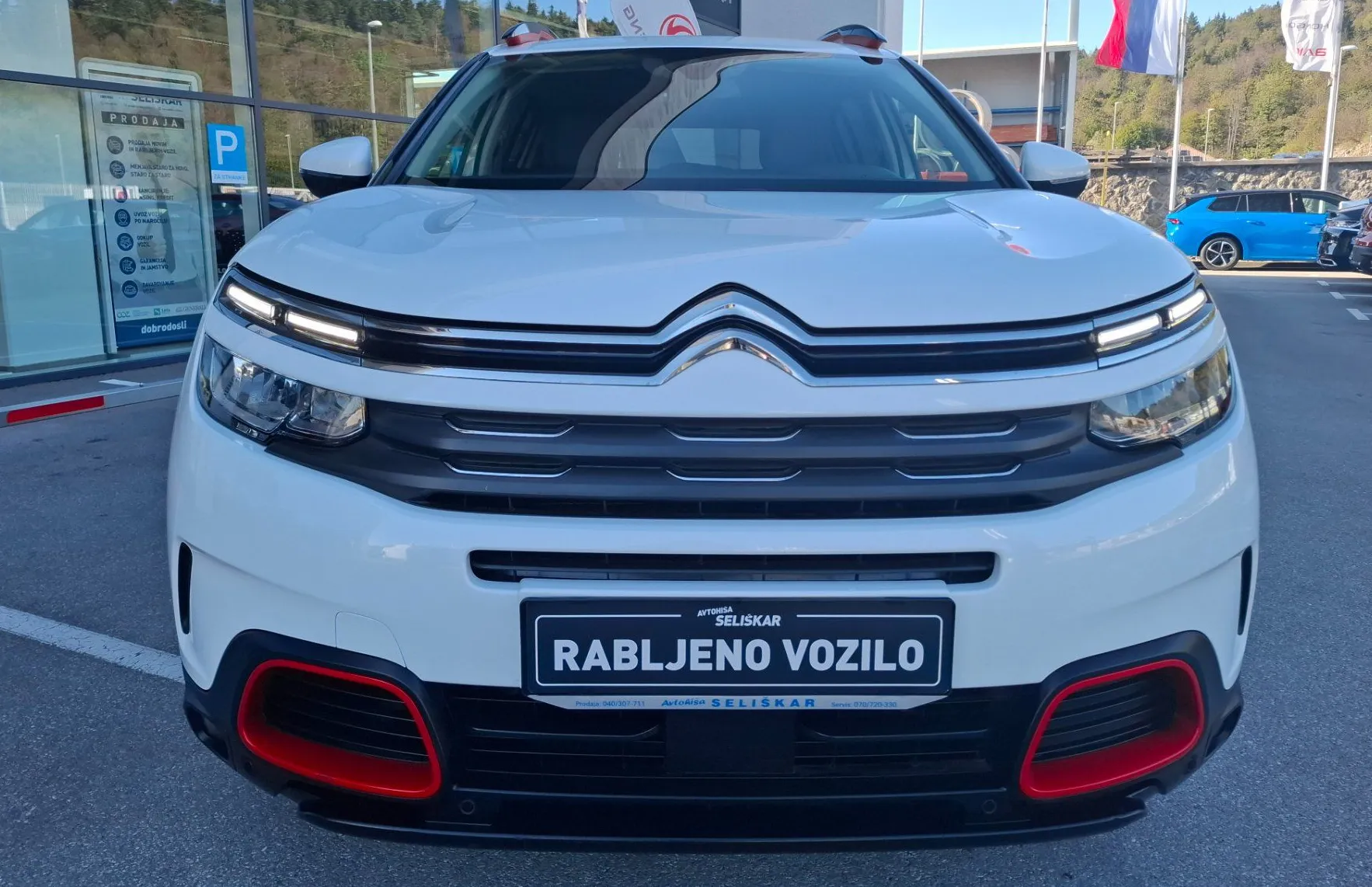 Zunanja slika - Citroën C5 Aircross - 1.2 PureTech 130 Shine - MENJAN JERMEN - ODLIČEN - 3