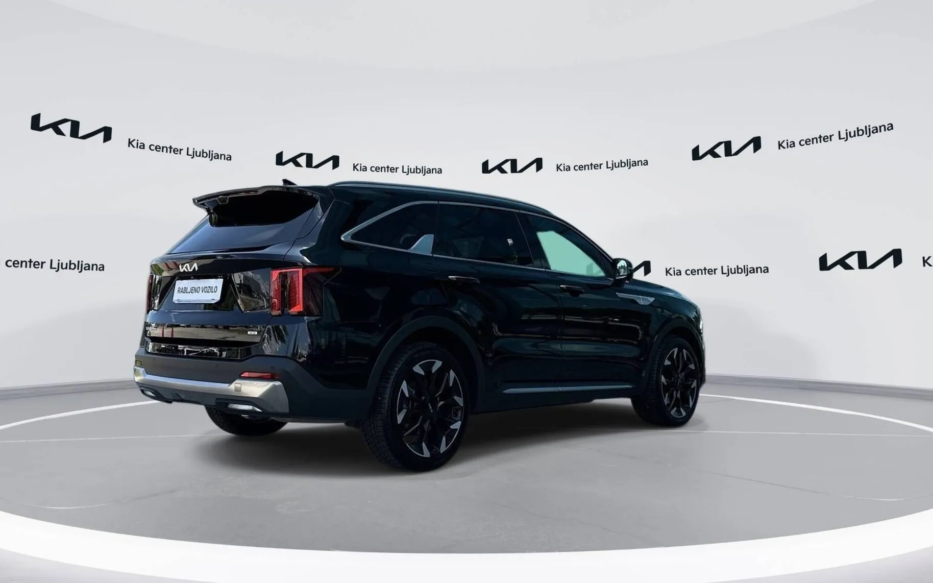 Zunanja slika - KIA Sorento - 2.2 CRDi EX Limited Panor.8DCT AWD - 5