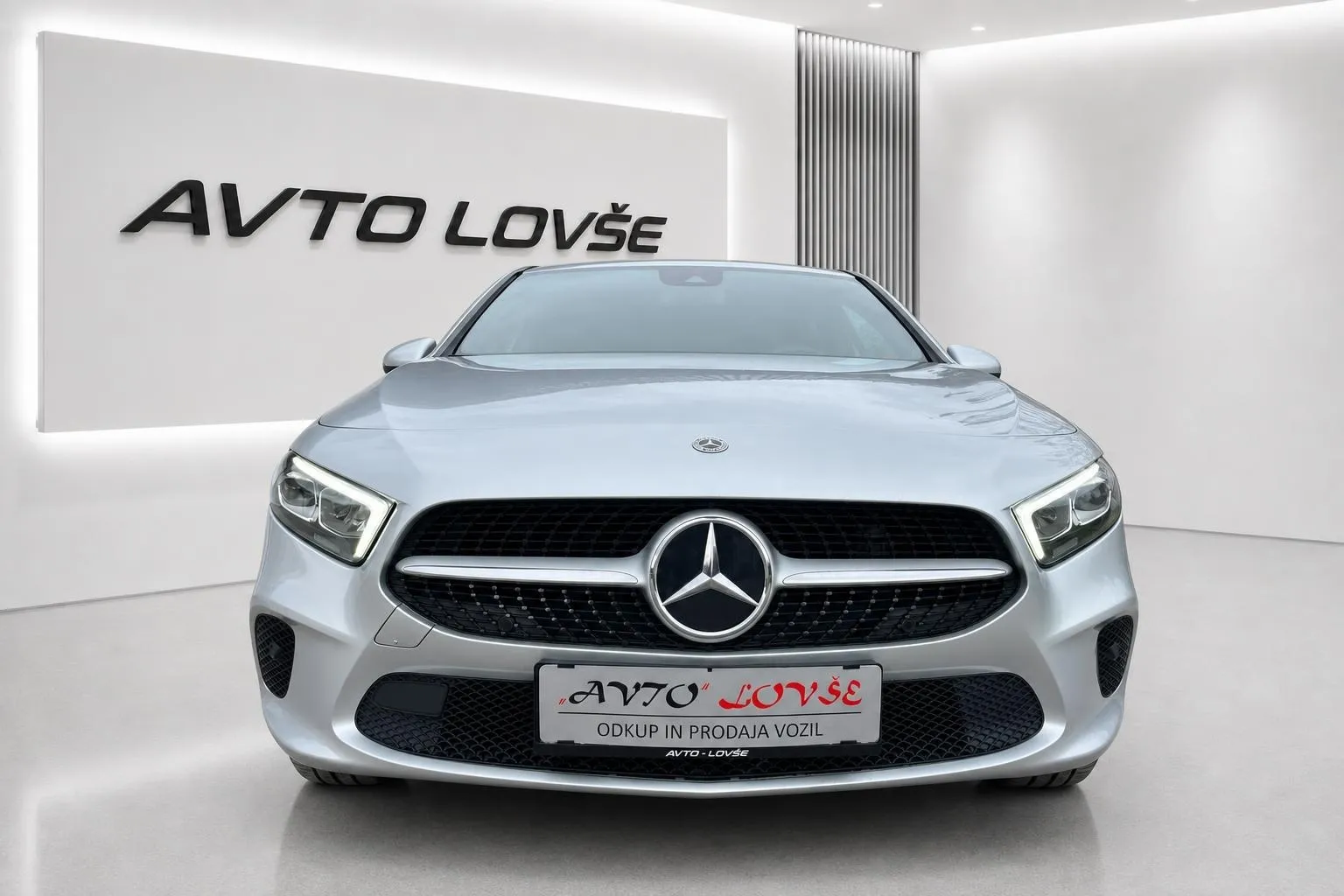 Zunanja slika - Mercedes-Benz A-Razred - A 2.0 d 8G-DCT-1 LASTNICA-ALU-NAVI-KAM-LED-ODLIČ.. - 3
