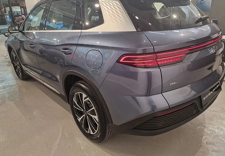 Zunanja slika - BYD Sealion 5 - DM-i DESIGN PHEV - skupni doseg 1016 km - 4