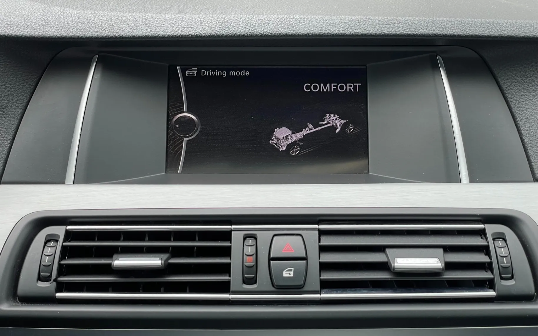 Zunanja slika - BMW Serija 5 - 520d xDrive touring Avt. - 12