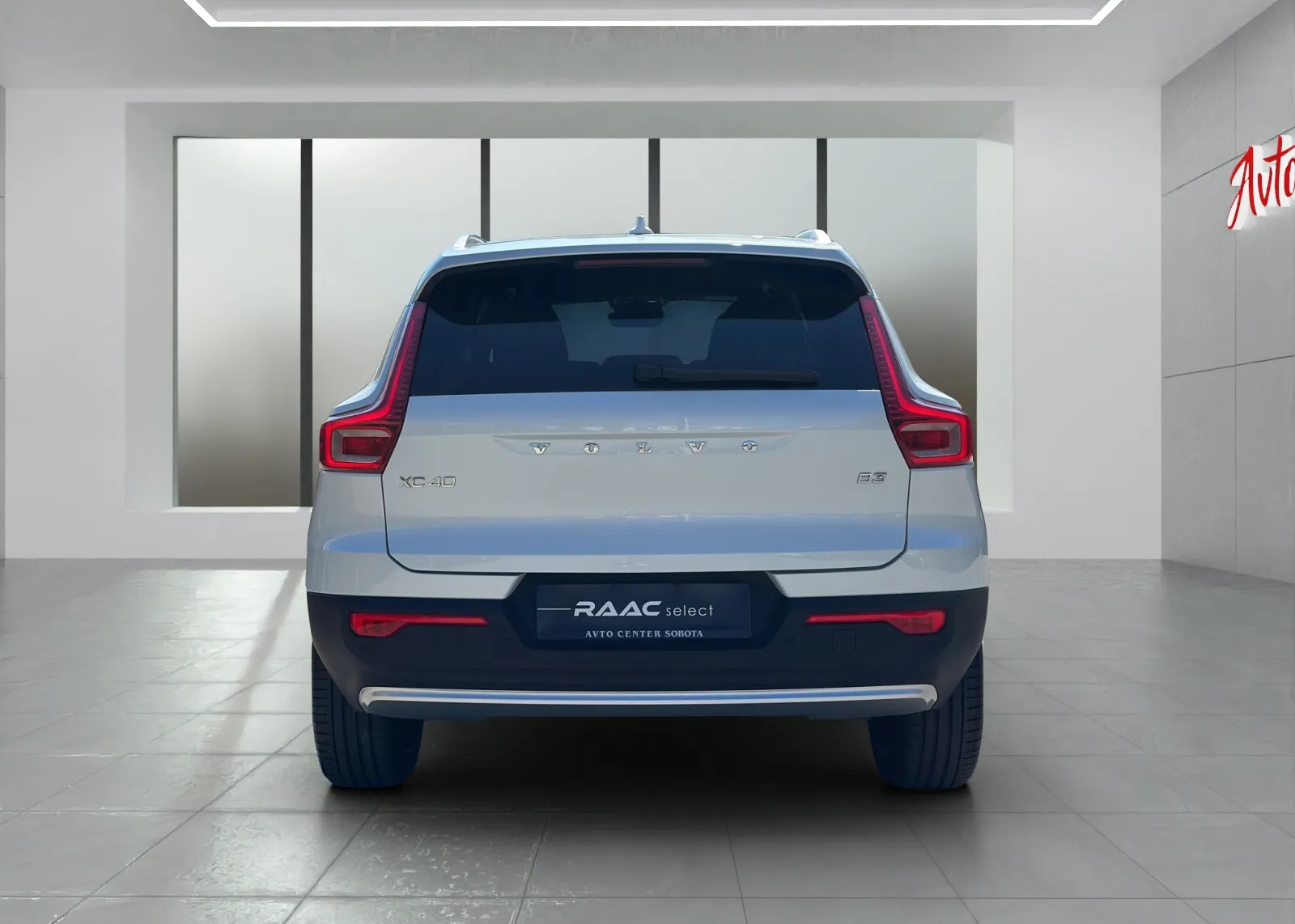 Zunanja slika - Volvo XC40 - B3 AUT. - 5