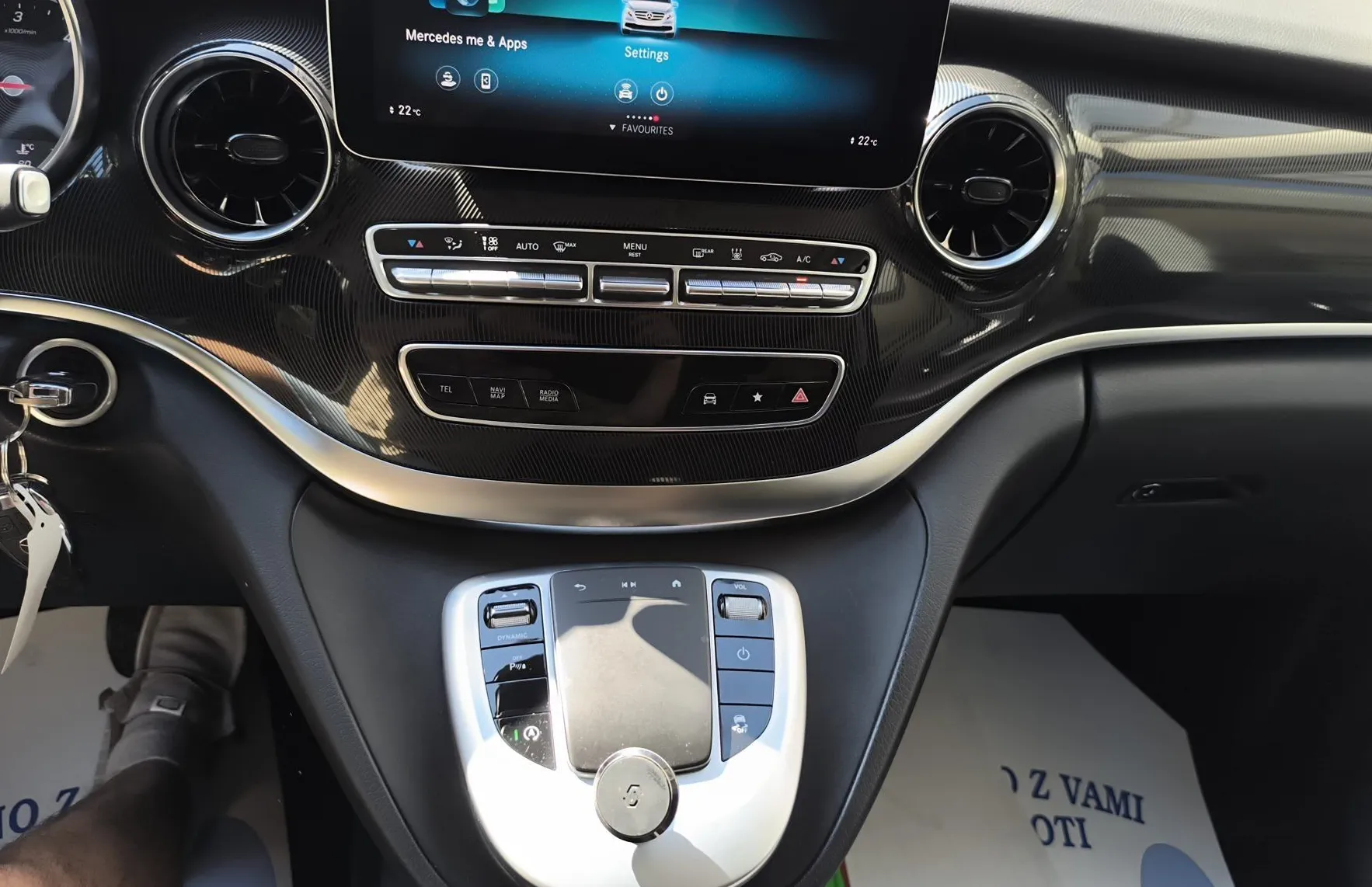 Zunanja slika - Mercedes-Benz V-Razred - V 300 d 4MATIC DOLGI Avt.-1LAST-VK-RADAR-BURMESTER - 19