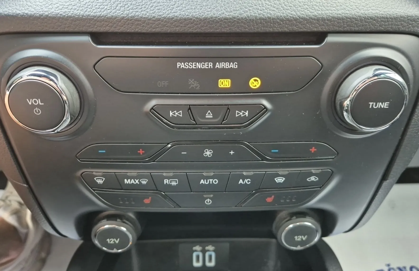 Zunanja slika - Ford Ranger - WILDTRAK 2.0 213PS A10-SLO-1.LAST-VELIK SERVIS - 18