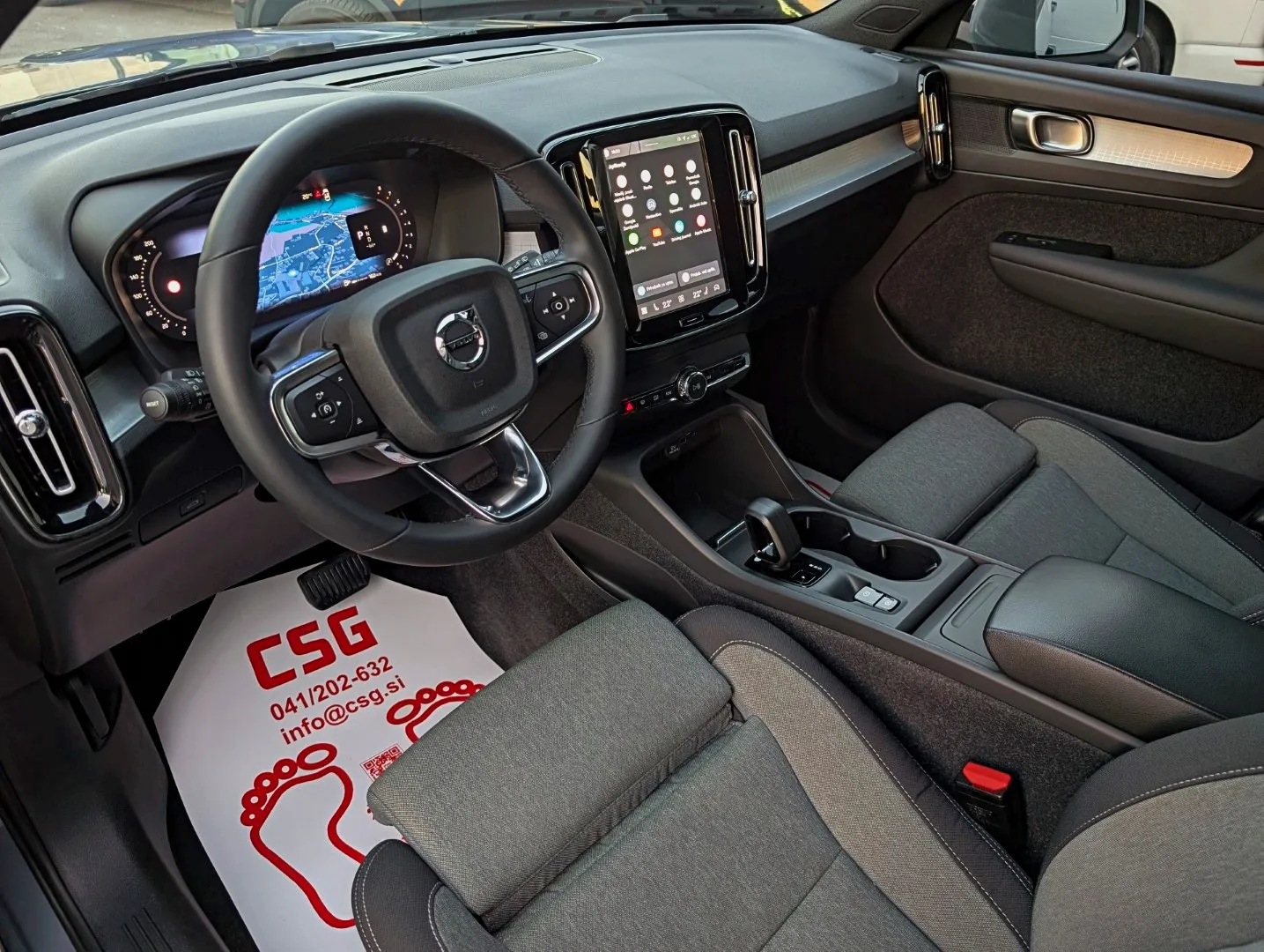 Zunanja slika - Volvo XC40 - 2.0 B3 aut. LED|Kamera|Navi|2xPDC|Keyless - 8
