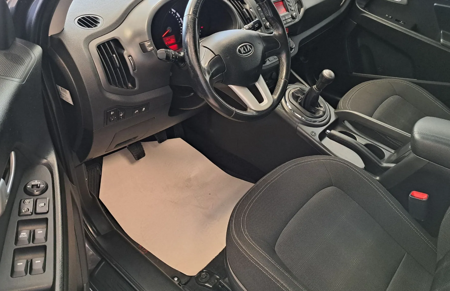 Zunanja slika - KIA Sportage - 2.0 bencinski 120kW Urban-HITRI KREDIT-ODLIČEN- - 7