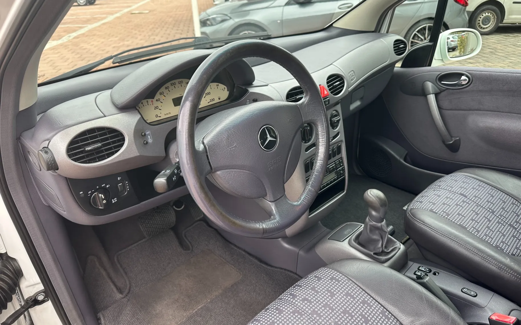 Zunanja slika - Mercedes-Benz A-Razred - A 140 Classic - 11