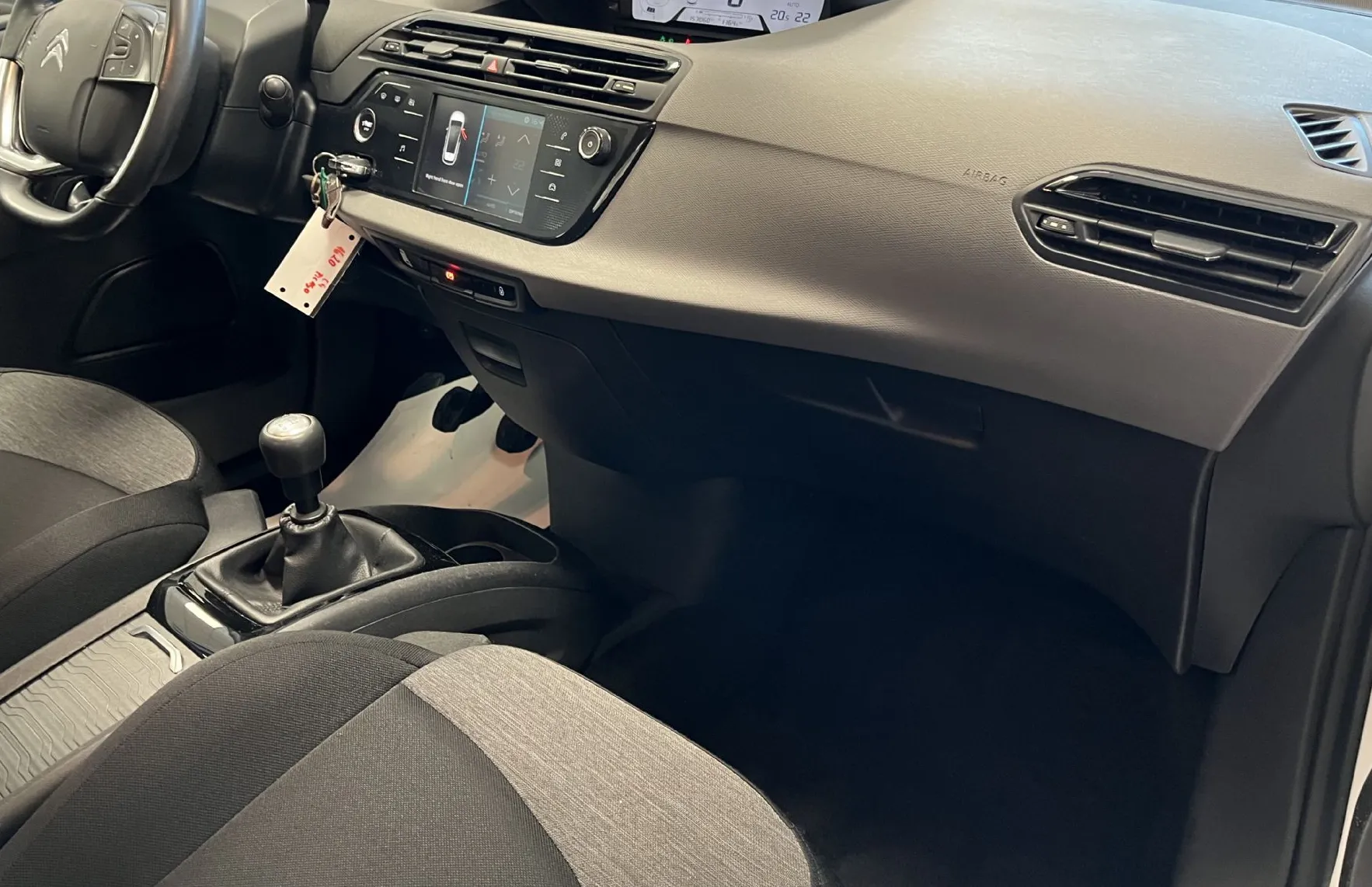 Zunanja slika - Citroën C4 - Picasso Live PureTech 130 S S BVM6 - SLOVENSKO POREKLO - - 9
