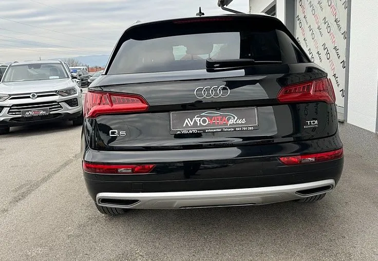 Zunanja slika - Audi Q5 - 40 TDI quattro S tronic Sport 140kW... - 7